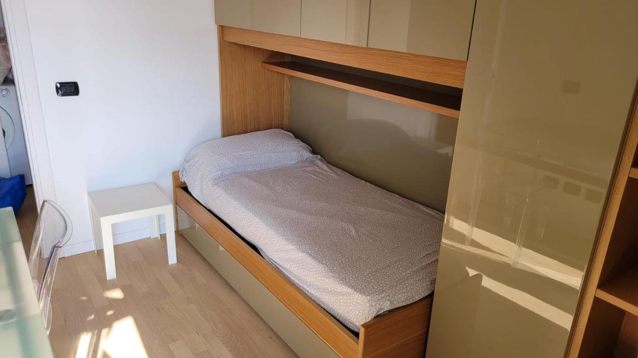 Meda Cozy Flat Διαμέρισμα Μιλάνο Εξωτερικό φωτογραφία